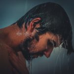 Výhody studenej sprchy, ktoré vás presvedčia